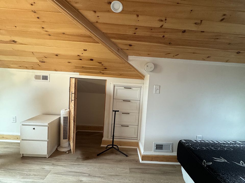 1st image of 1416 Sulphur Spring Rd Unit 2