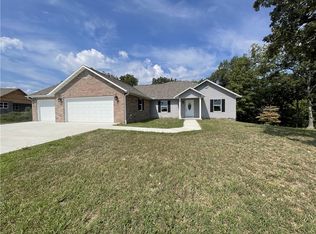 5063 Cottonwood Rd, Harrison, AR 72601