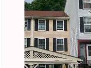 12 Rising Trail Dr, Middletown, CT 06457