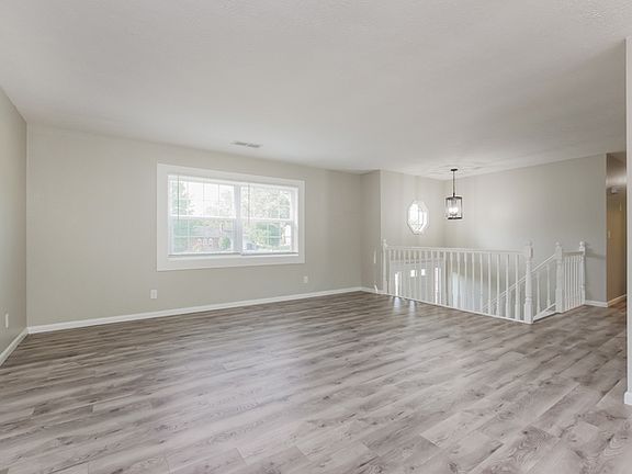 4th image of 6228 S Lakeview Dr