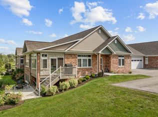 2 Briden Ln #2, Sycamore, IL 60178