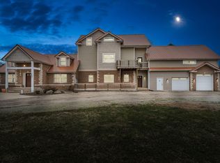 7692 N Emery Rd, Rolling Prairie, IN 46371