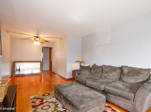 3rd image of 16468 Craig Dr