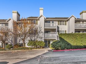 901 Sunset Blvd NE