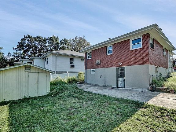 2nd image of 49 Autumn Cir