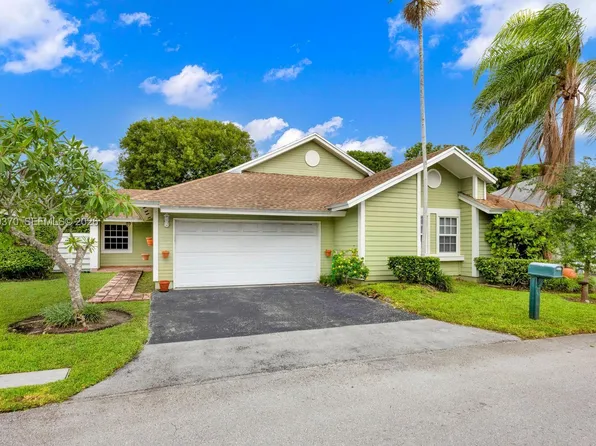 10344 SW 141st Ct, Miami, FL 33186