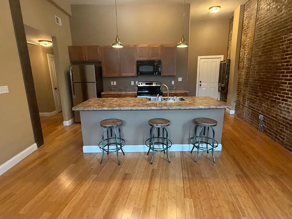 2900 Indiana Ave #6