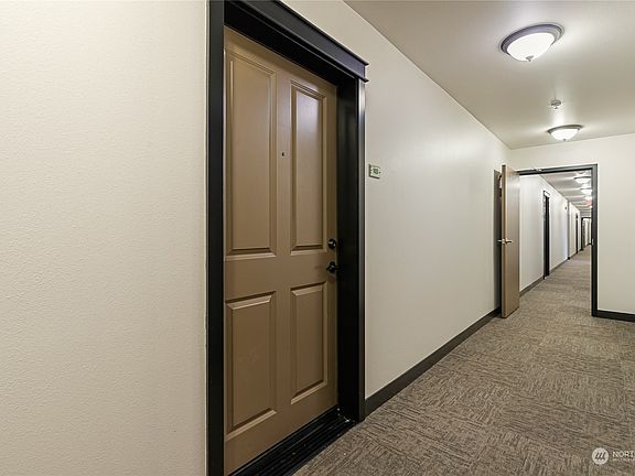 3rd image of 700 32nd Street #A103