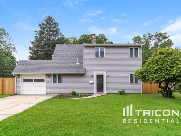 15 Neptune Ln