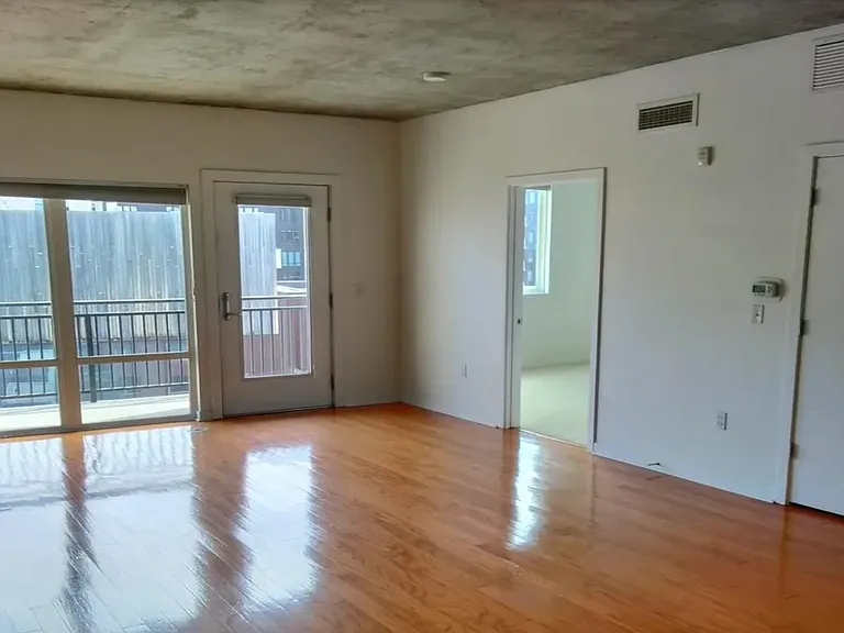 1475 Delgany St #607 — Photo 3