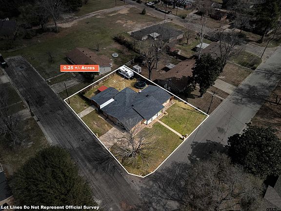 3rd image of 1105 W Garfield Dr