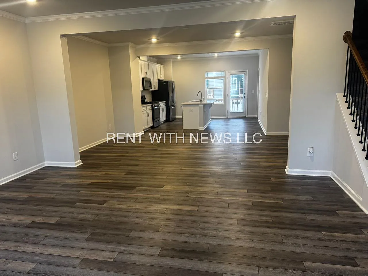4 bed, 3.5 bath, 2143 sqft, $2,195 — Photo 1