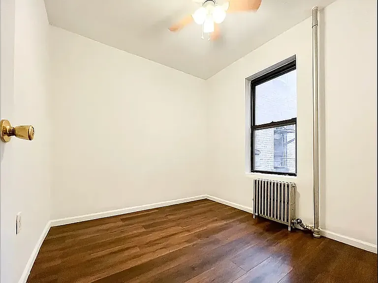 70-80 Kenmare St #14A — Photo 2
