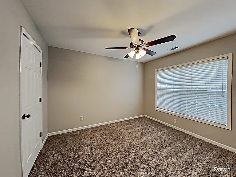 2184 Longmont Dr — Photo 13