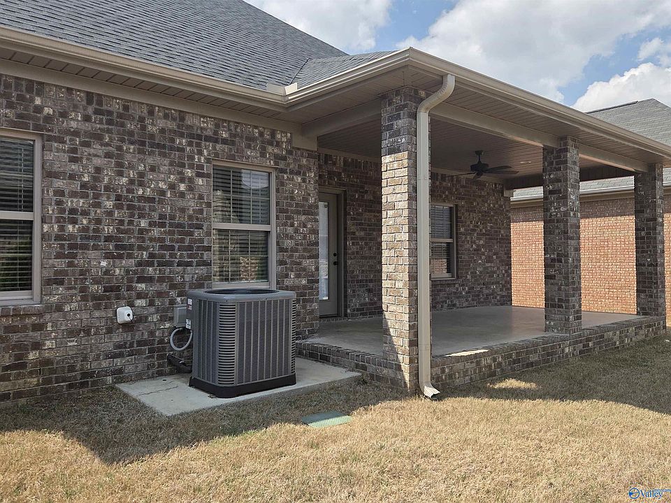 2nd image of 3710 Sabine Ct SW