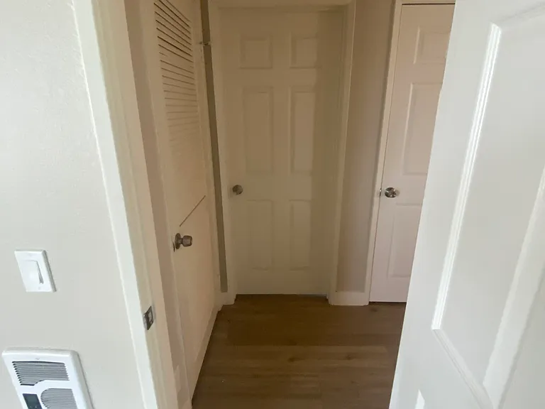 1202 Donax Ave #9 — Photo 8