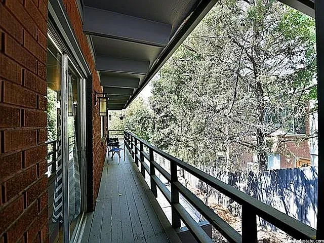 2924 S Preston St — Photo 2