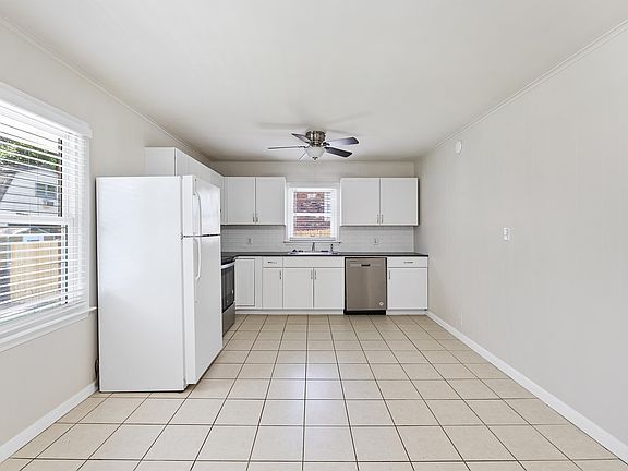 5th image of 2808 Bardwell Rd