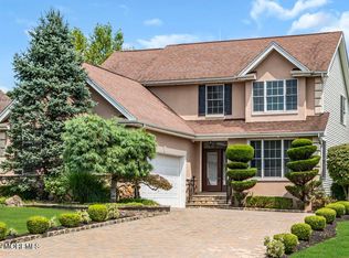 95 E Parsonage Way, Manalapan, NJ 07726