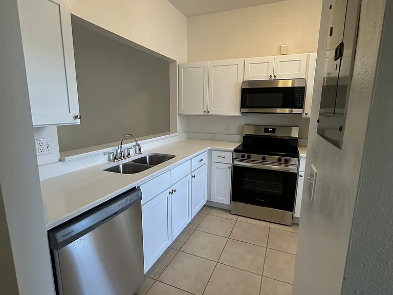 4046 Bonnie Dr — Photo 4