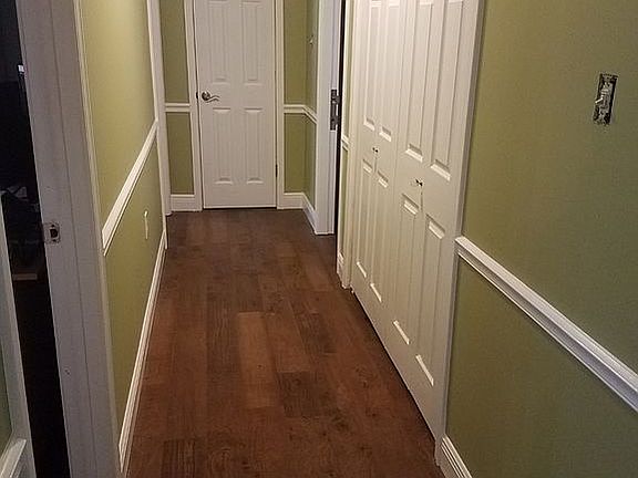 Hall way to 3br, bath