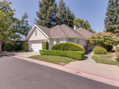 6605 N Wembley Dr, Fresno, CA, 93711