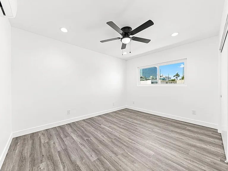 1907 Corinth Ave #2 — Photo 32