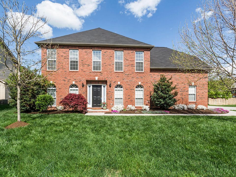 1st image of 831 Baylor Cir #3