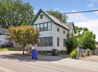 698 6th St E, Saint Paul, MN 55106