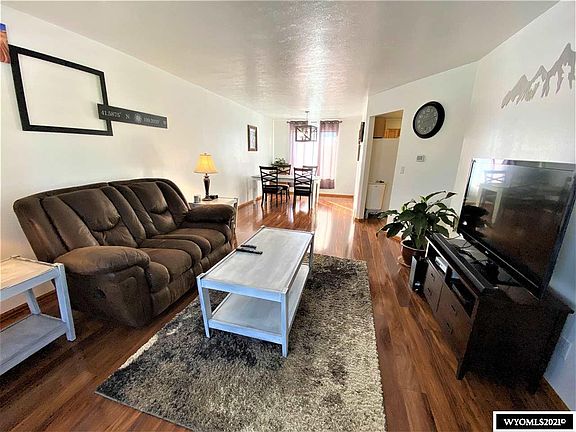 4th image of 3508 Monterey Dr