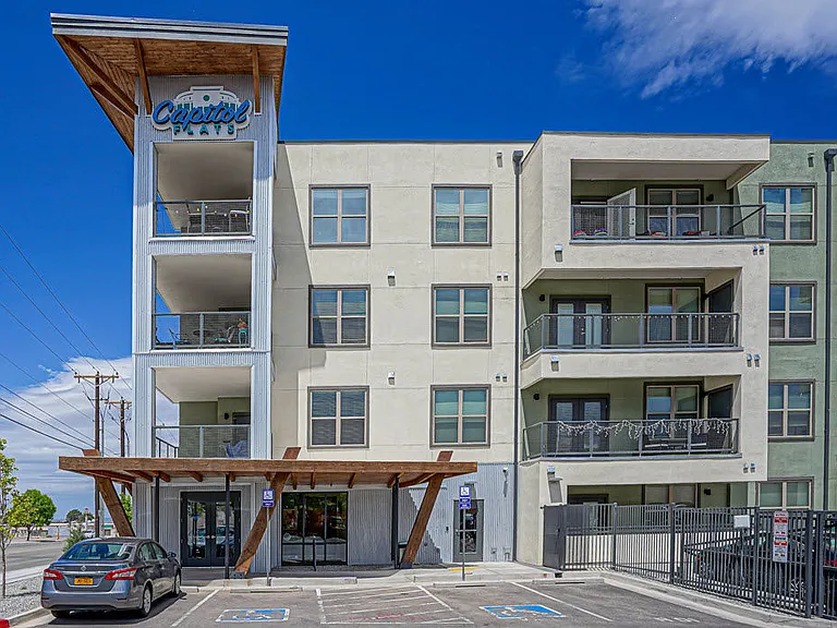 Capitol Flats — Photo 37