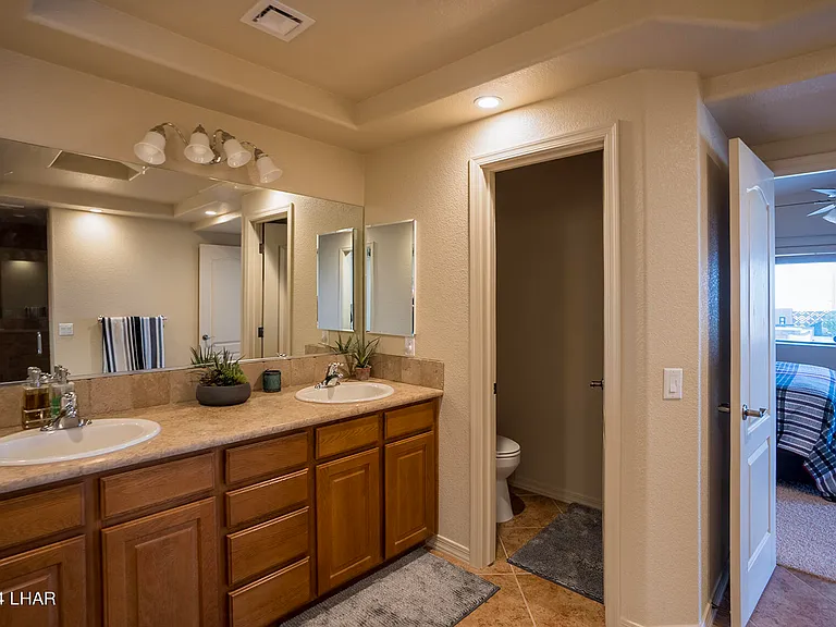3761 Hiawatha Dr — Photo 24