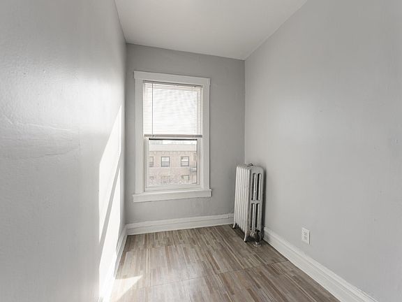 3rd image of 4610 N Beacon St #1BB