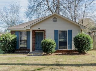 708 Dalraida Rd, Montgomery, AL 36109