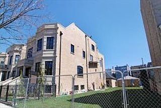1st image of 3729 N Lakewood Ave
