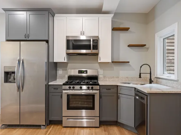 619 E 5th St Floor 1, Boston, MA 02127