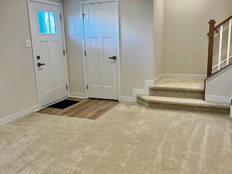 208 Fost Blvd #208 — Photo 3