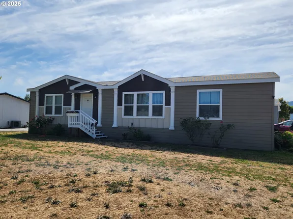 110 NW Anne Ave, Winston, OR 97496