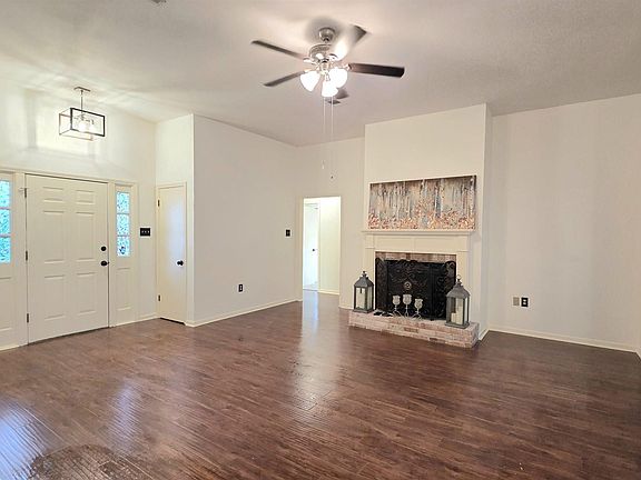 4th image of 4212 Stumberg Ln