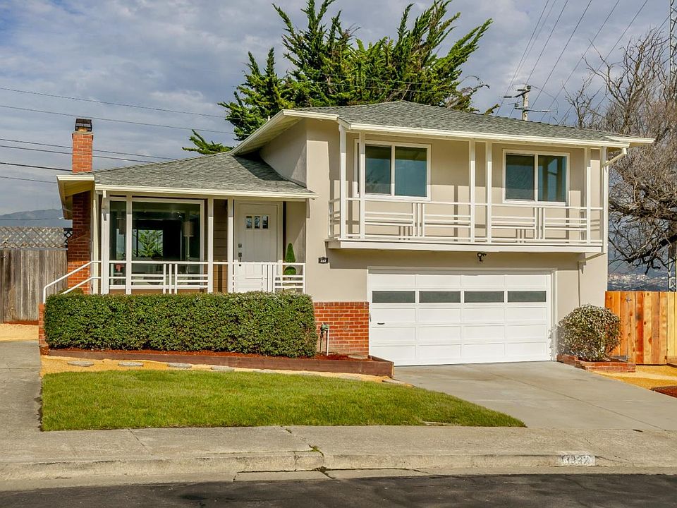 1st image of 352 King Dr