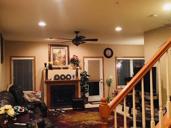 5120 Yuma Ln N, Plymouth, MN 55446