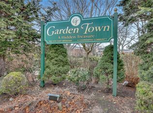 1201 E Broadway #H-23, Hewlett, NY