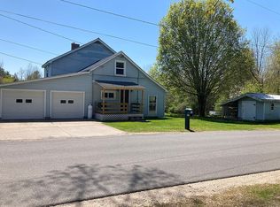 214 Dullea Rd, Brasher Falls, NY 13613