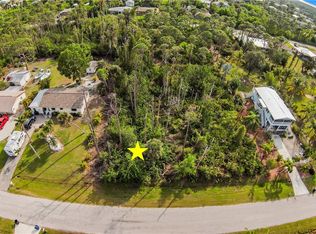 3615 Tangelo Dr, Saint James City, FL 33956