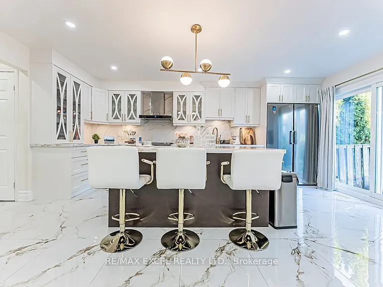 311 Conley St — Photo 15