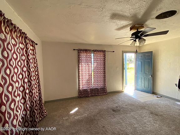 3rd image of 4211 Hilltop Dr