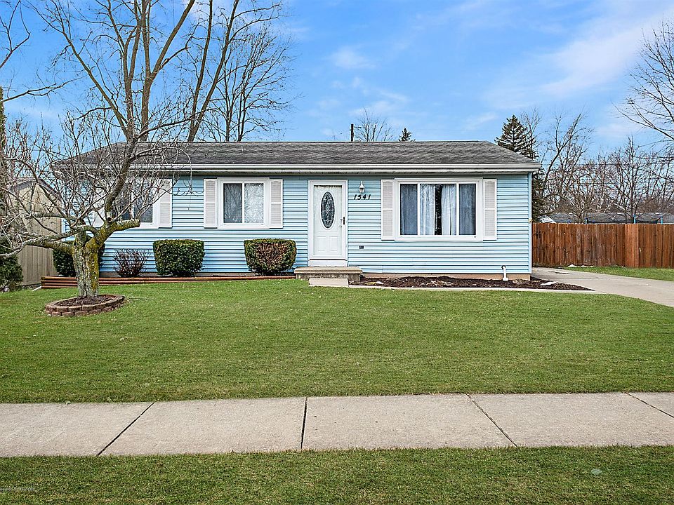 1st image of 1541 Berkley Dr