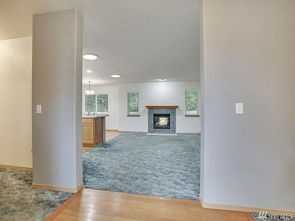 4th image of 2615 168th Street Ct E