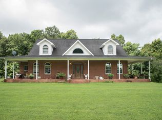 1959 New Hope Rd, Celina, TN 38551
