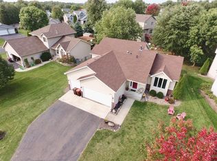 10344 Fox Run Rd, Woodbury, MN 55129